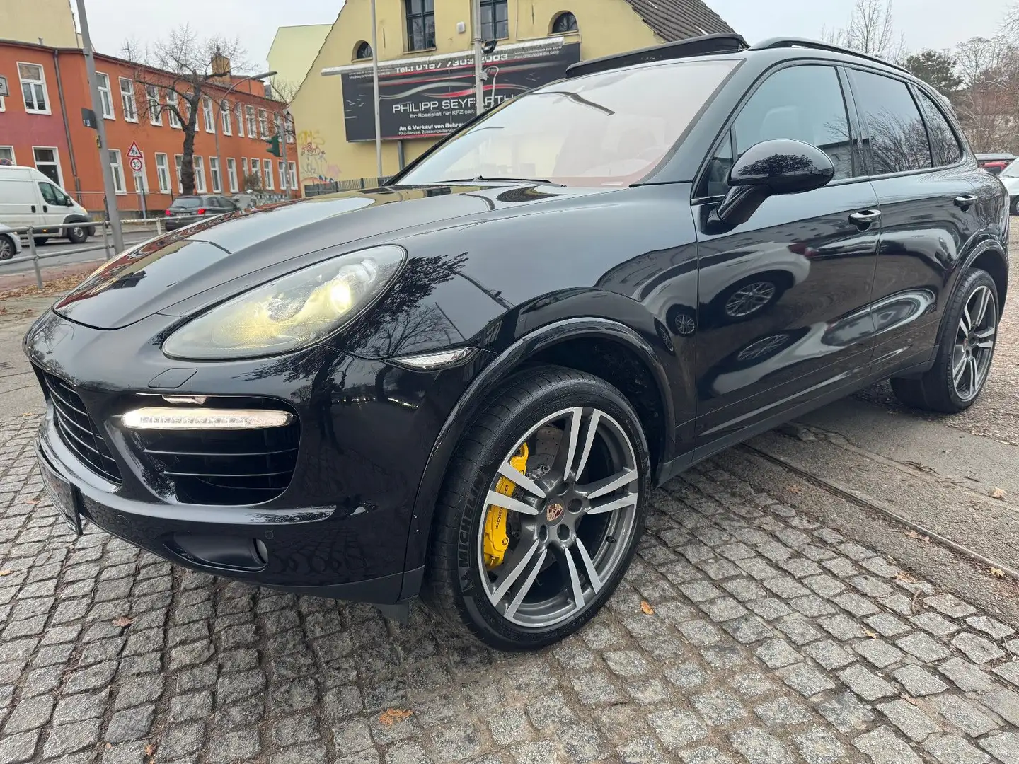 Porsche Cayenne Turbo S*BURMESTER*CHRONOSPORT*SCHECKHEFT Schwarz - 1