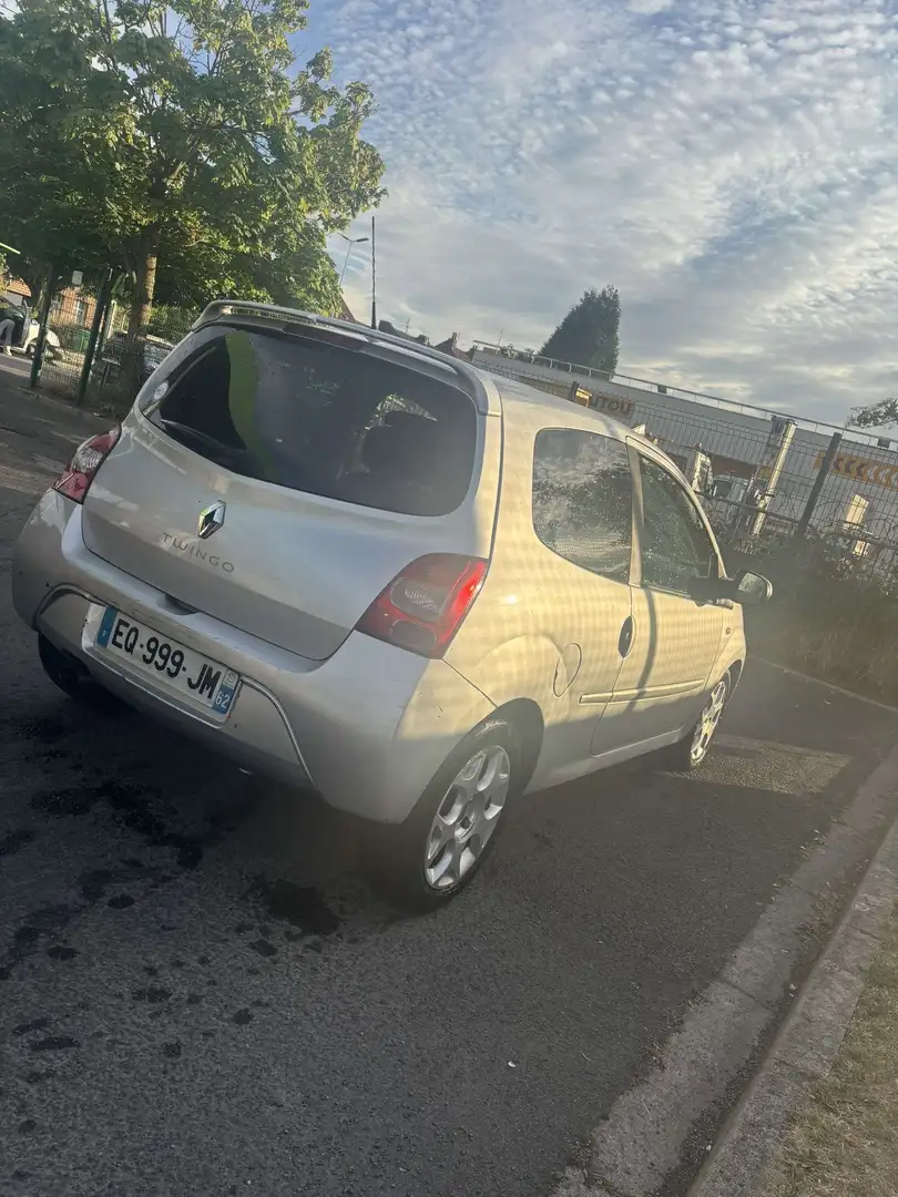 Renault Twingo II 1.5 dCi 85 eco2 Initiale - 2