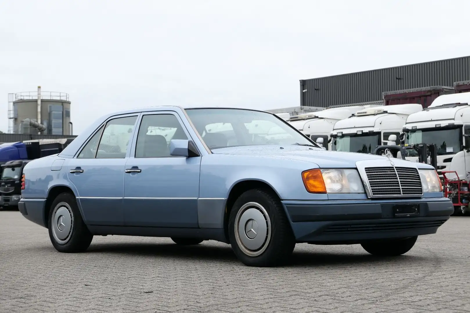 Mercedes-Benz 230 E W124 Klima Schiebedach Blue - 2