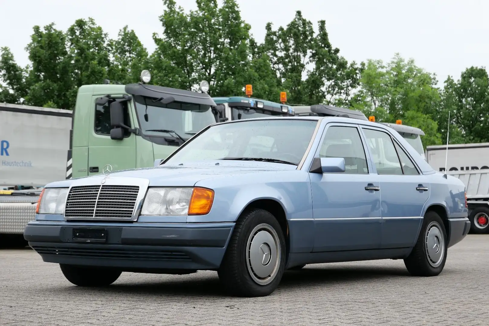 Mercedes-Benz 230 E W124 Klima Schiebedach Blauw - 1