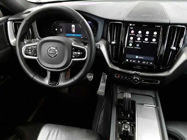 Volvo XC60 view 10