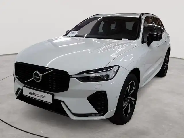 Volvo XC60 view 2