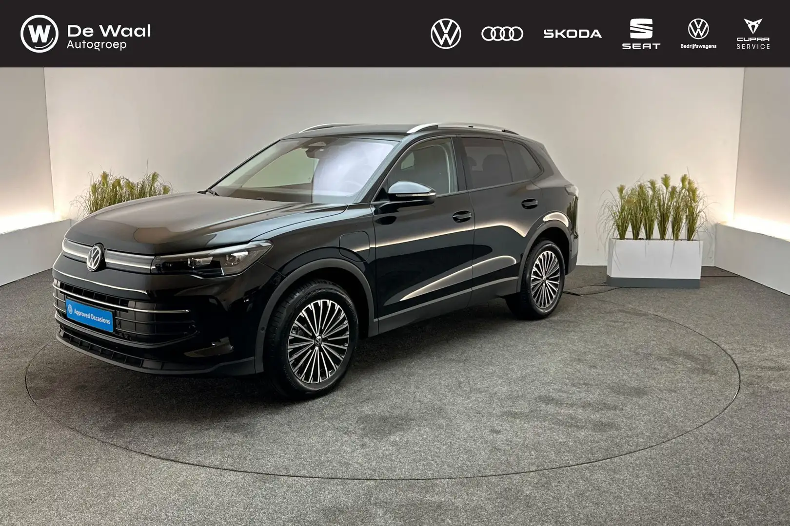 Volkswagen Tiguan 1.5 204pk DSG eHybrid Life Edition | Trekhaak Zwen Schwarz - 1