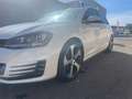 Volkswagen Golf VII 2.0 TSI 220CH BLUEMOTION TECHNOLOGY GTI DSG6 5P Weiß - thumbnail 2