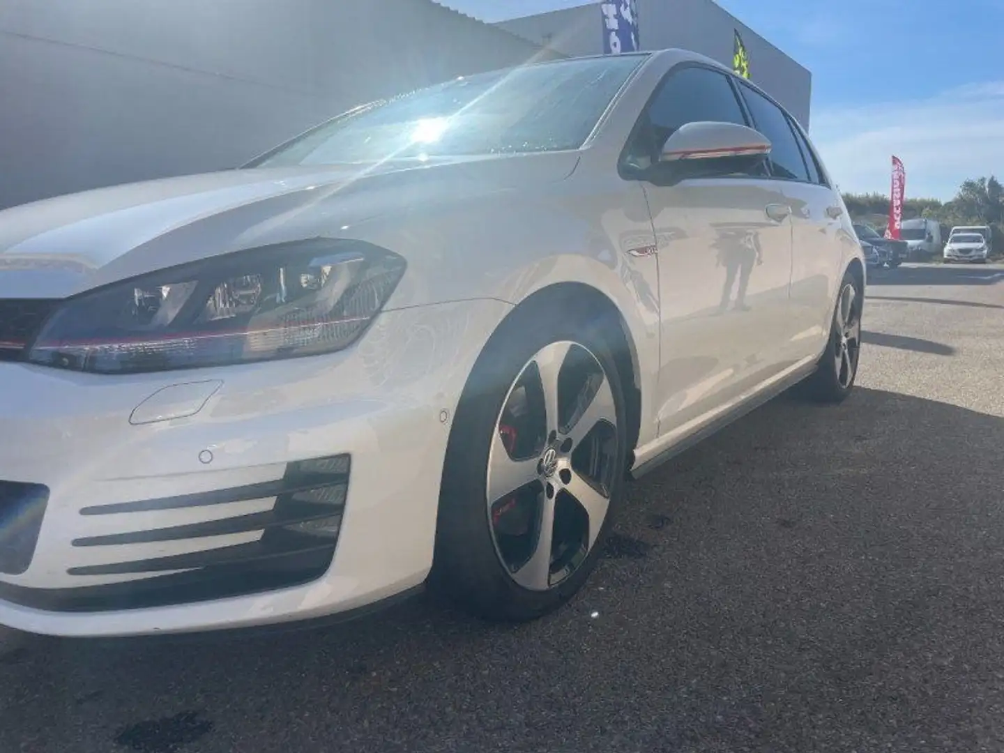 Volkswagen Golf VII 2.0 TSI 220CH BLUEMOTION TECHNOLOGY GTI DSG6 5P Weiß - 2
