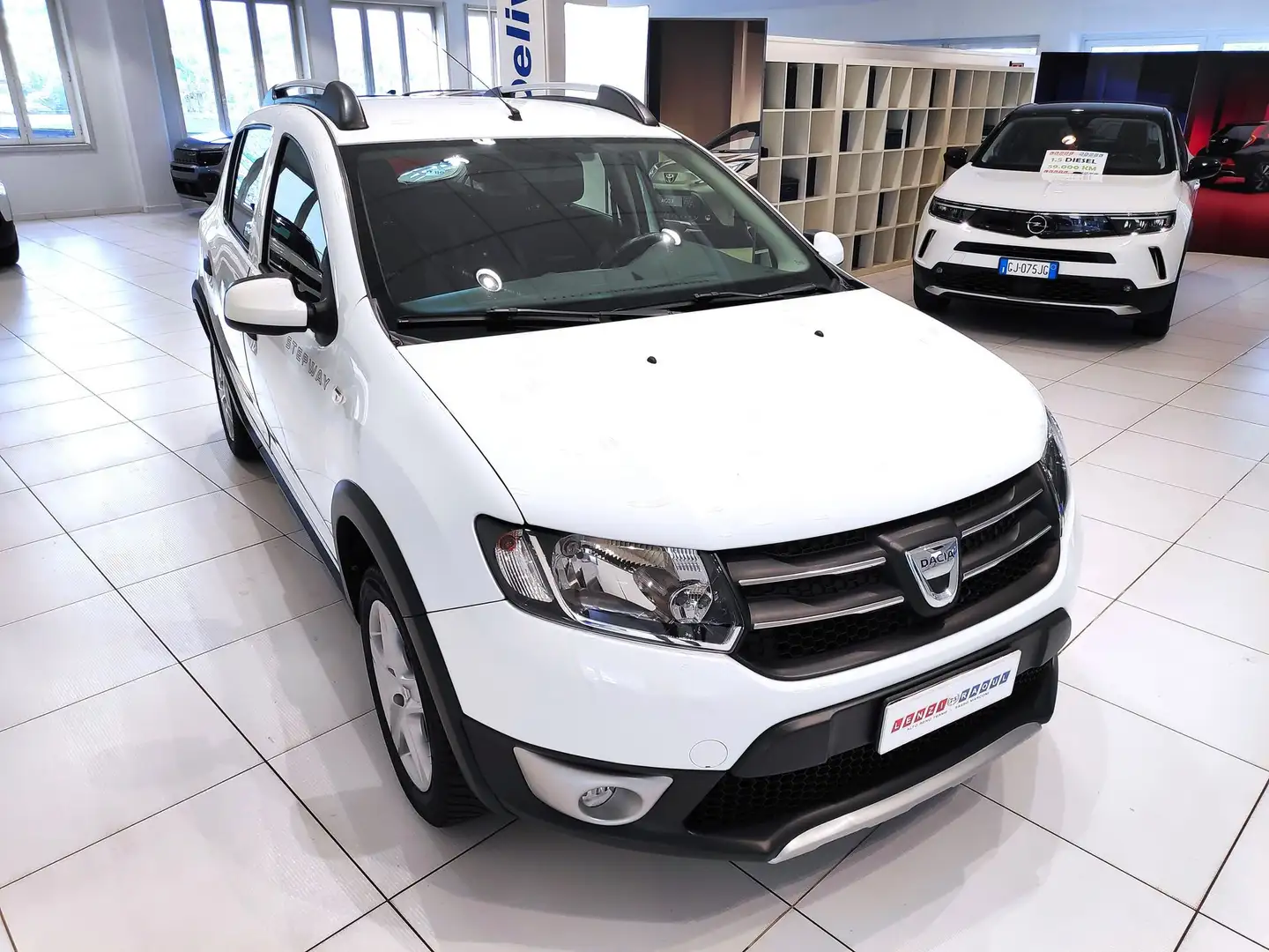 Dacia Sandero Stepway 0.9 TCe 12V TurboGPL 90CV Start&Stop*GPL* Blanc - 1