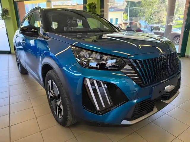 Peugeot 2008 1.2 hybrid GT 145cv e-dcs6