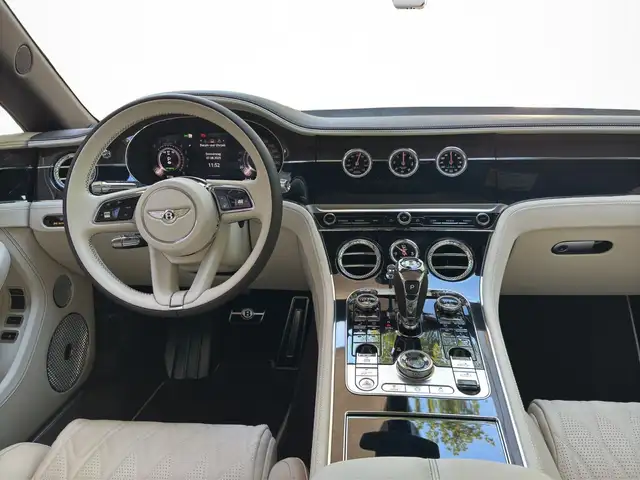 Bentley Continental GTC view 14