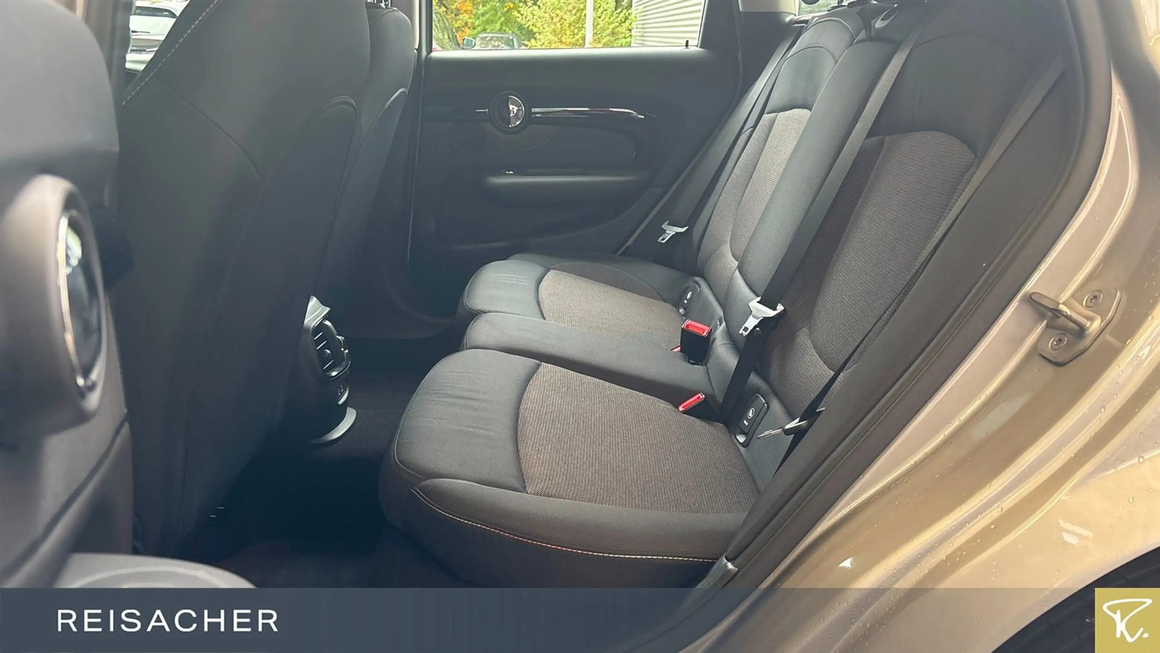 MINI Cooper Clubman A Essential-Trim,Navi,DKG,RFK — photo 8