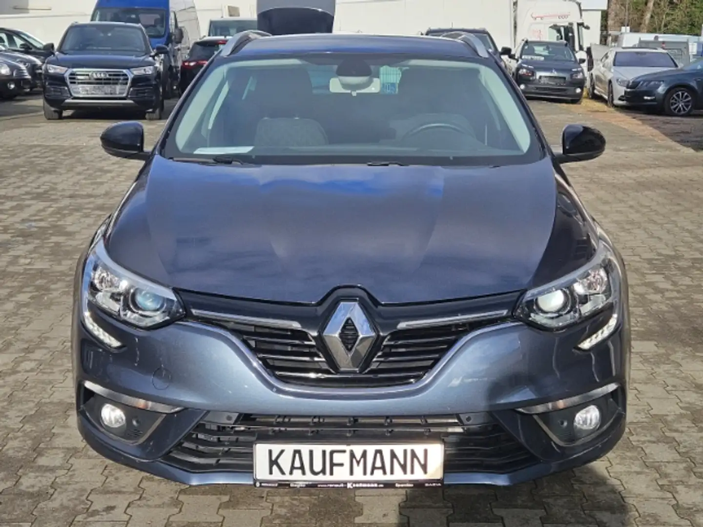 Renault Megane IV Grandtour Limited Deluxe 1.5 BLUE dCi 115 EU6d- Grijs - 2