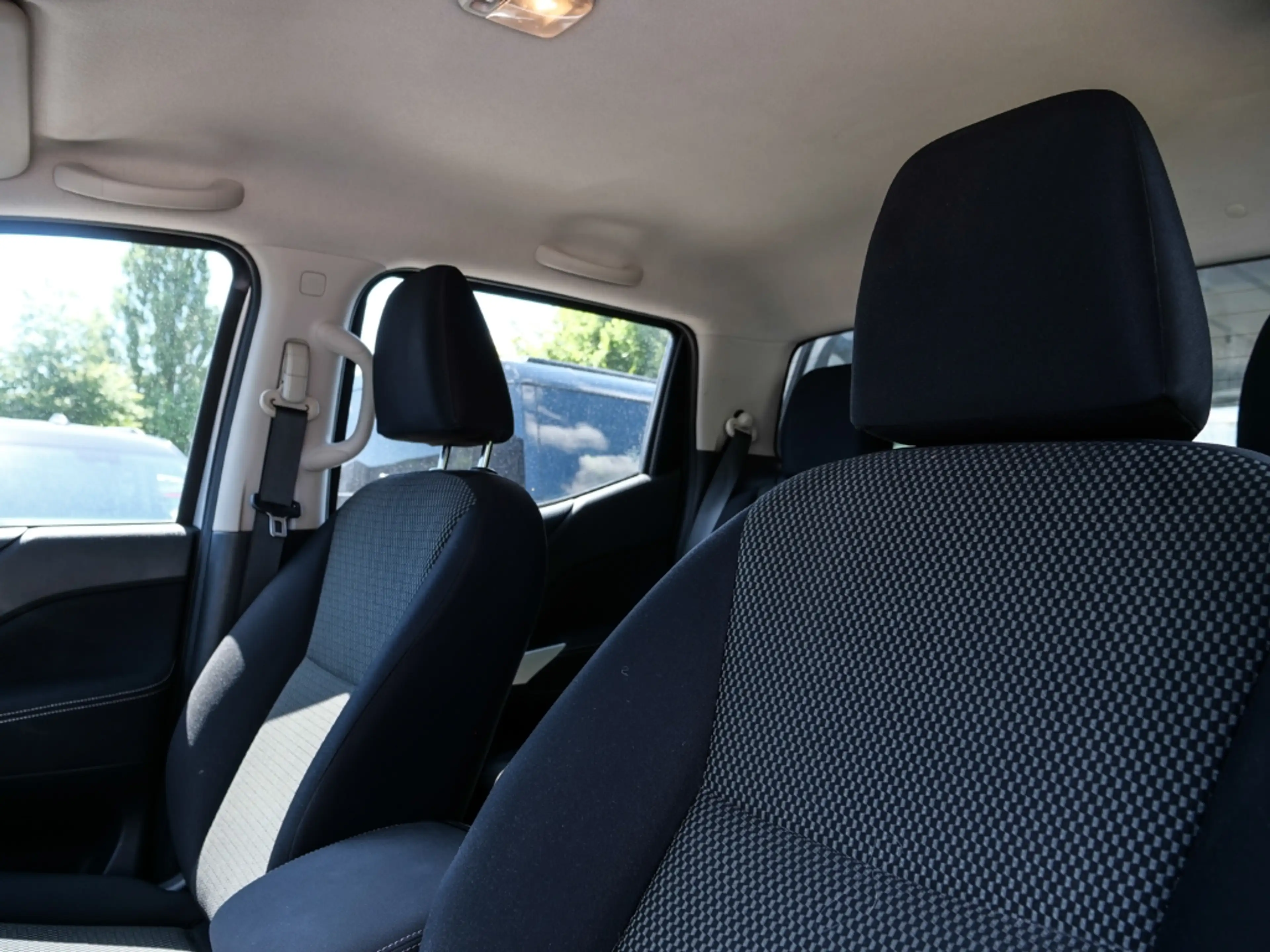Nissan Navara NP300 Acenta Double Cab 4x4 2.3 dCi EU6d-T AHK Spe — photo 7