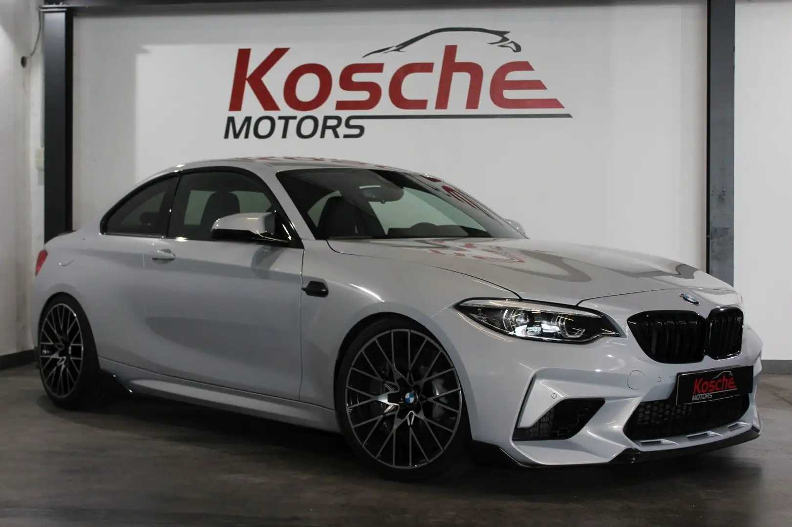 BMW M2 Coupe Competition Performance Akrapovic Silber - 1