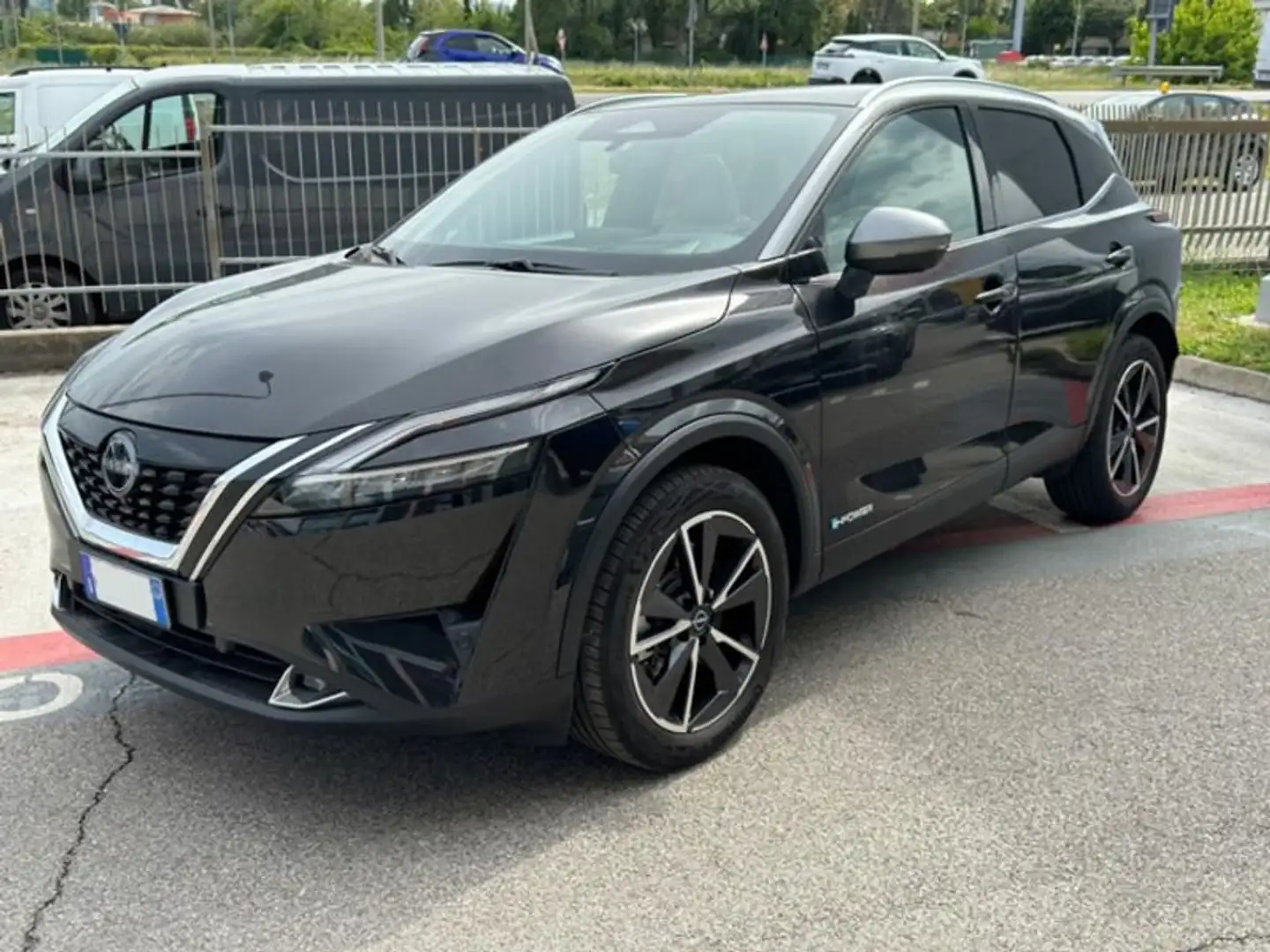 Nissan Qashqai Tekna Nero - 1