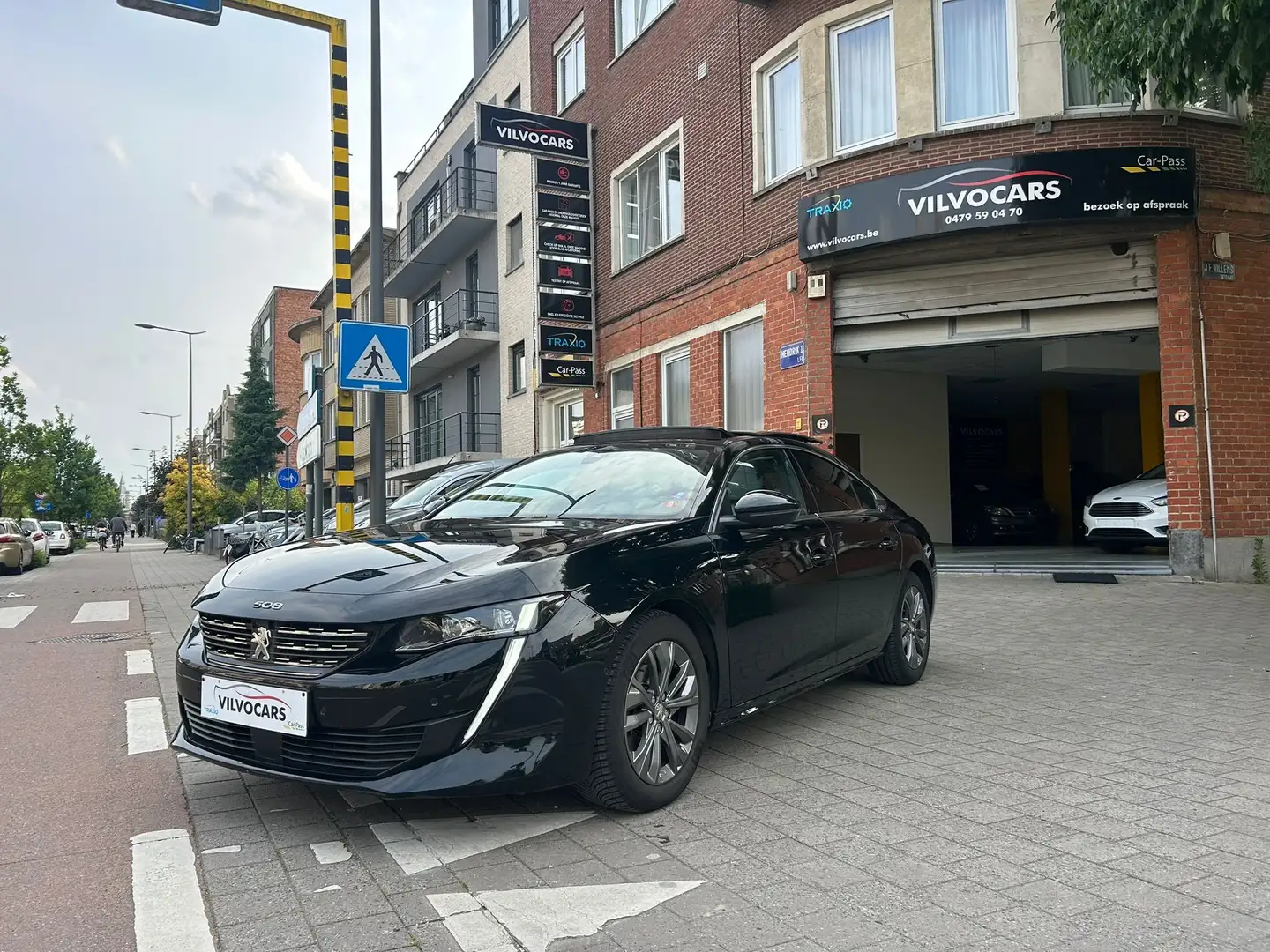 Peugeot 508 1.5 BlueHDi allure Schwarz - 1
