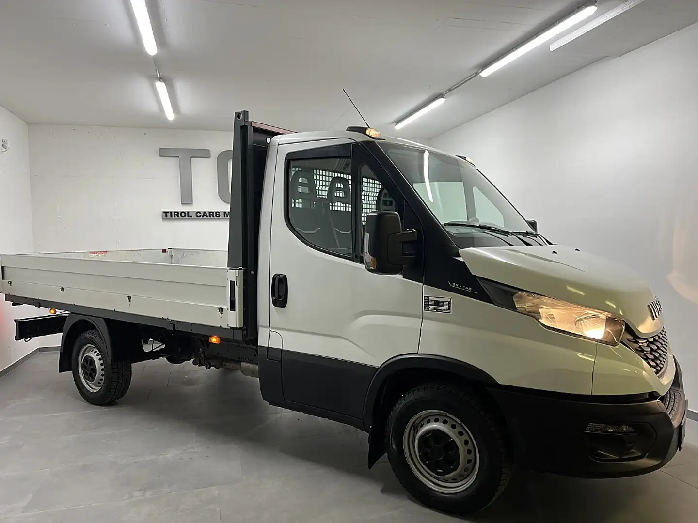 Iveco Daily 35S14 Pritsche D35 Weiß - 2