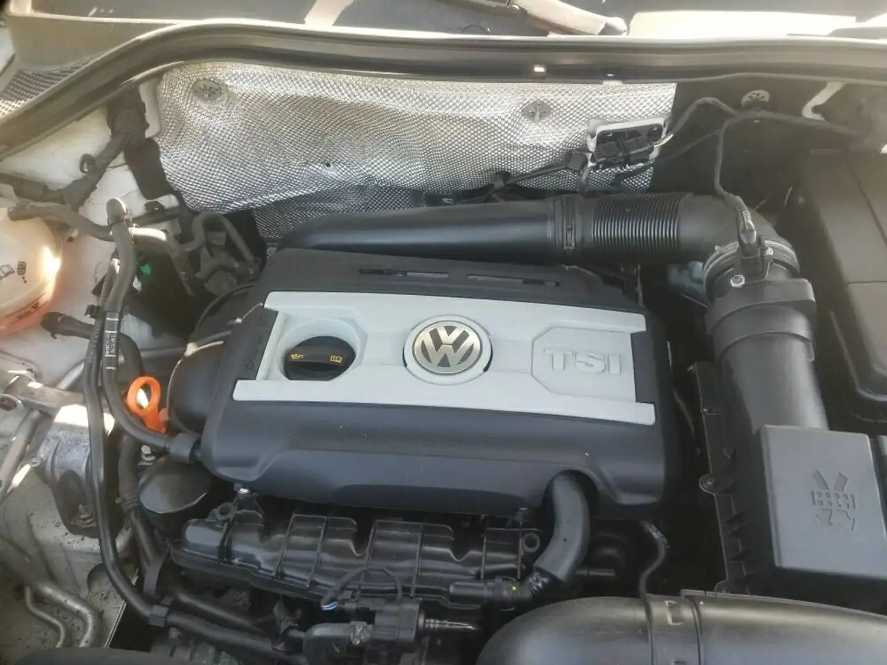 Volkswagen Tiguan снимка Volkswagen Tiguan