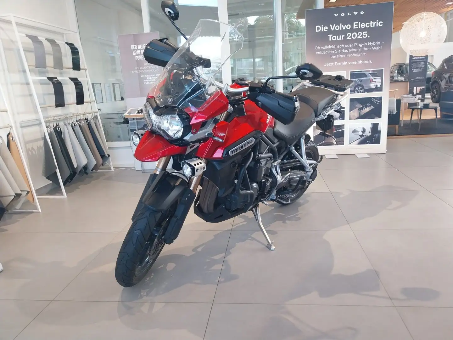 Triumph Tiger Explorer Czerwony - 1