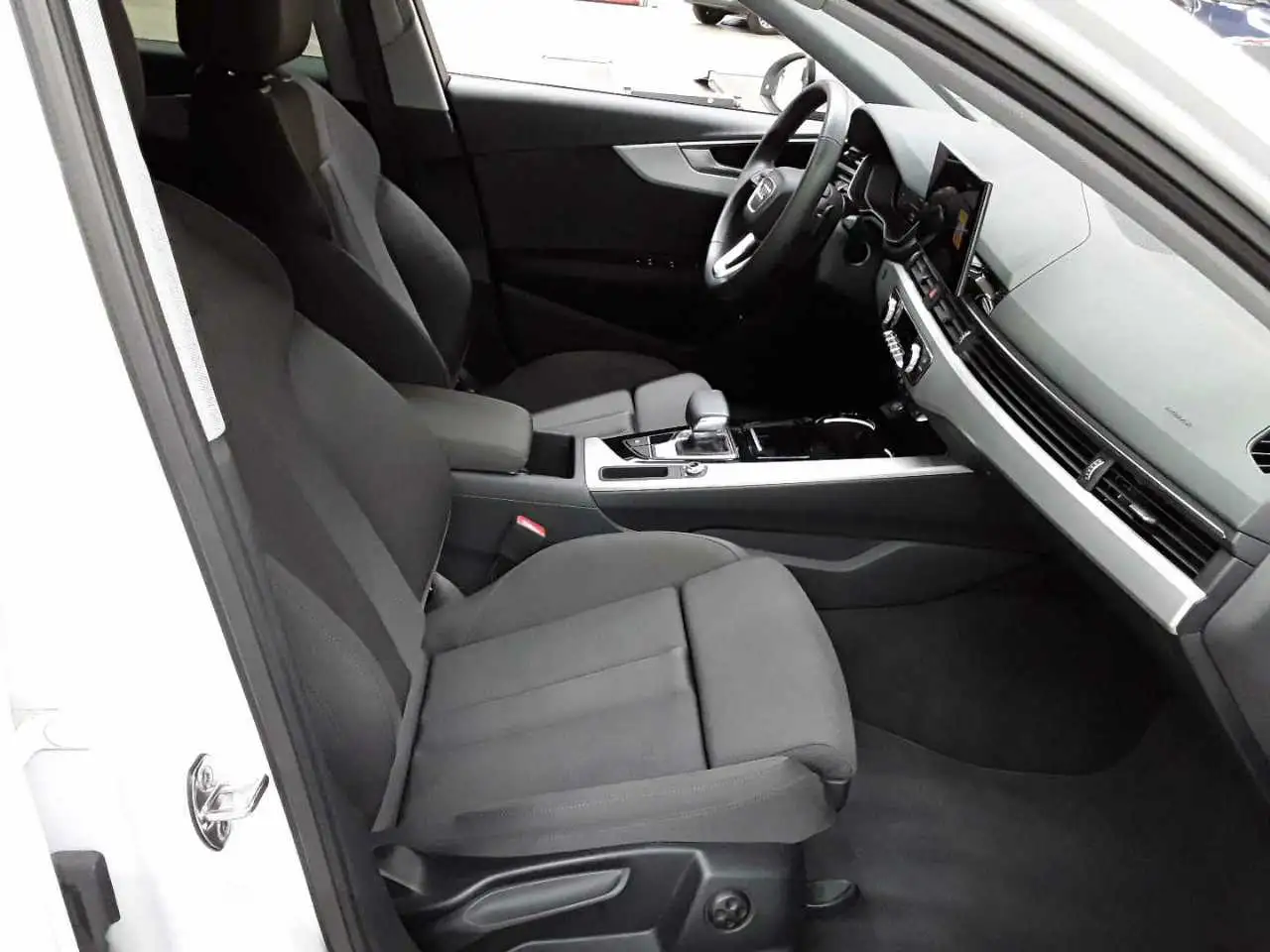 Audi A4 A4 Avant 40 TDI S tronic advanced AHK KAM SHZ ACC 3