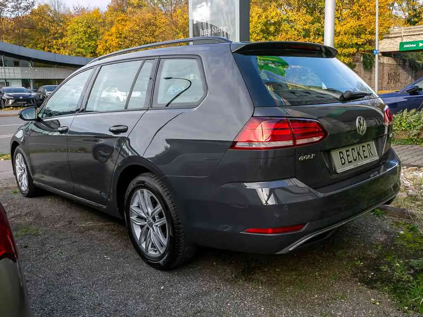 Volkswagen Golf 1.0 TSI VII Variant Comfortline Chrompaket Grau - 2