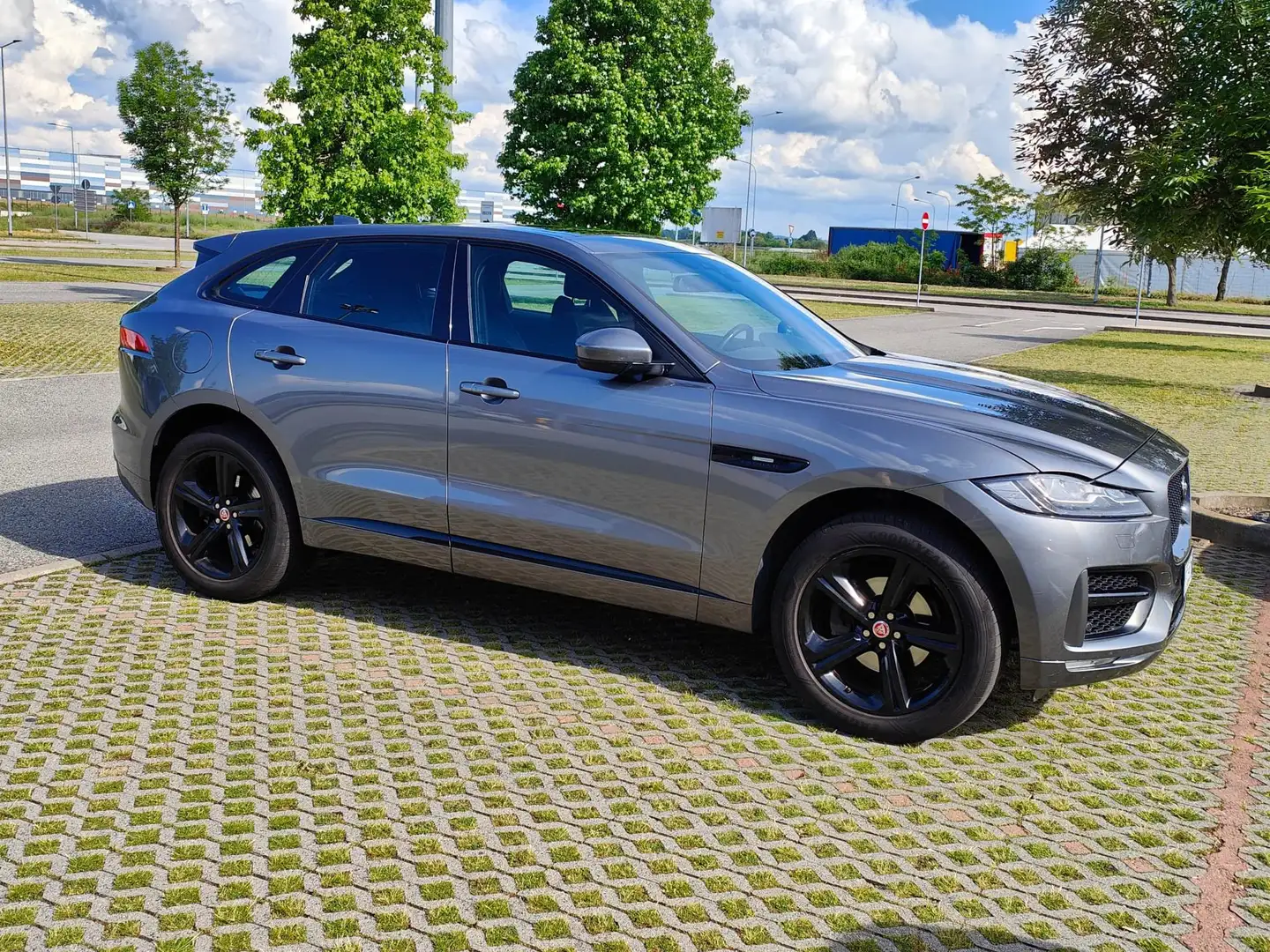 Jaguar F-Pace S-SPORT Verde - 1