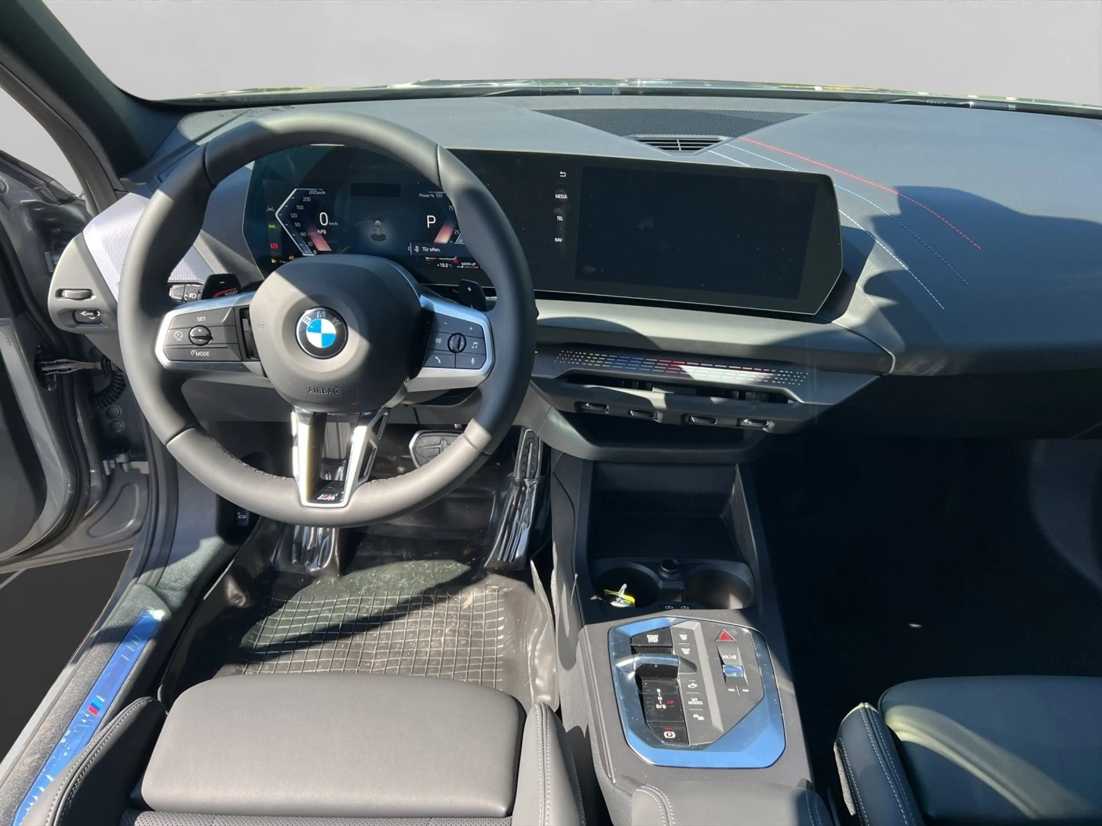 BMW 120 M Sportpaket Komfortzugang Driving Assist. — photo 9