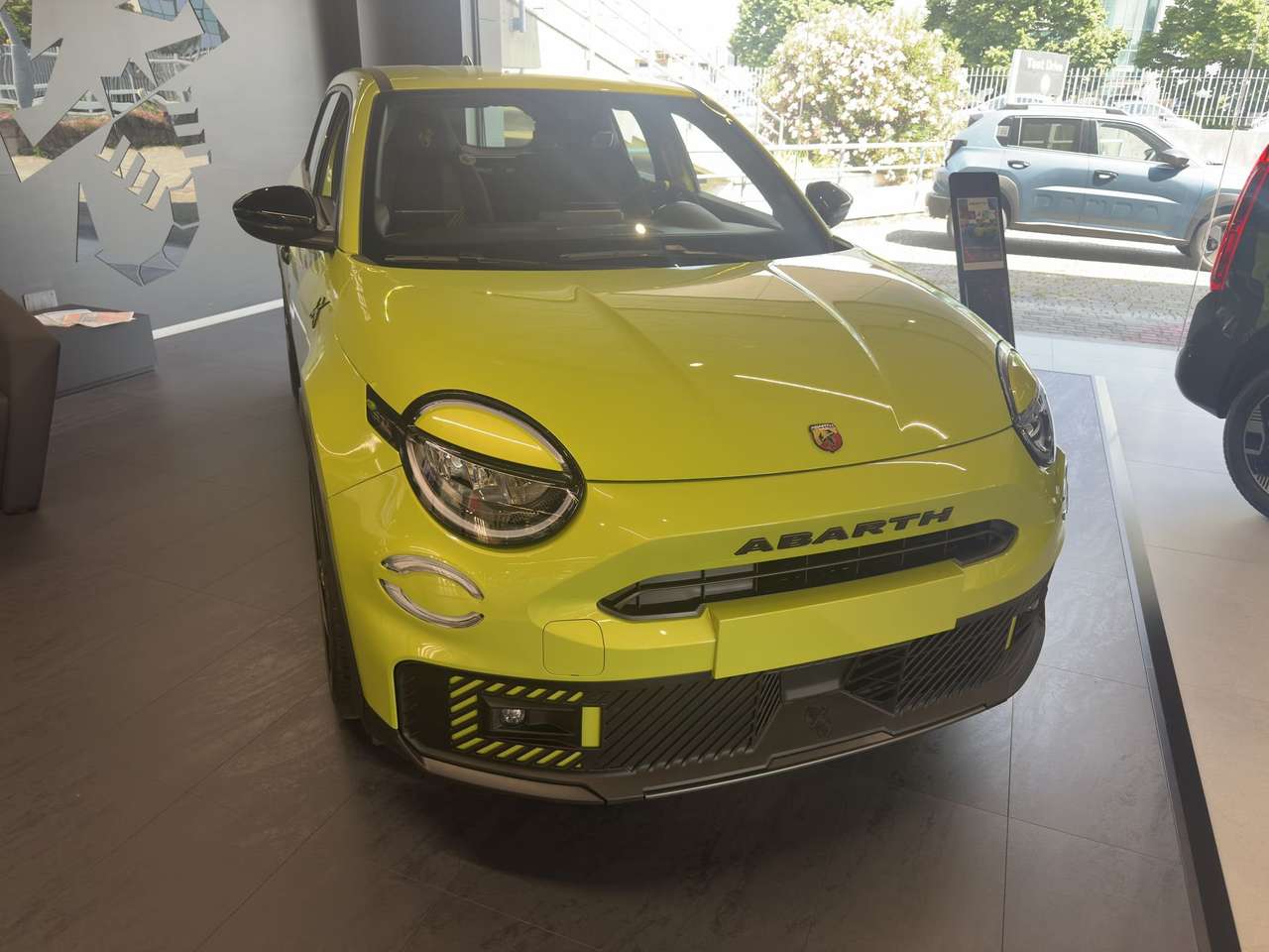 Abarth 600e Turismo con INCENTIVI STATALI