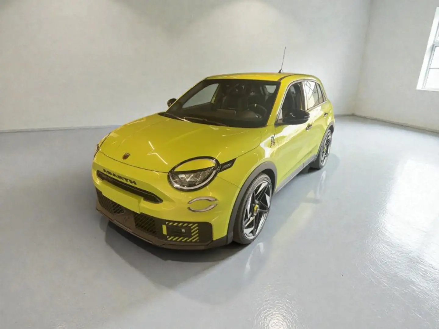 Abarth 600e Turismo - 1