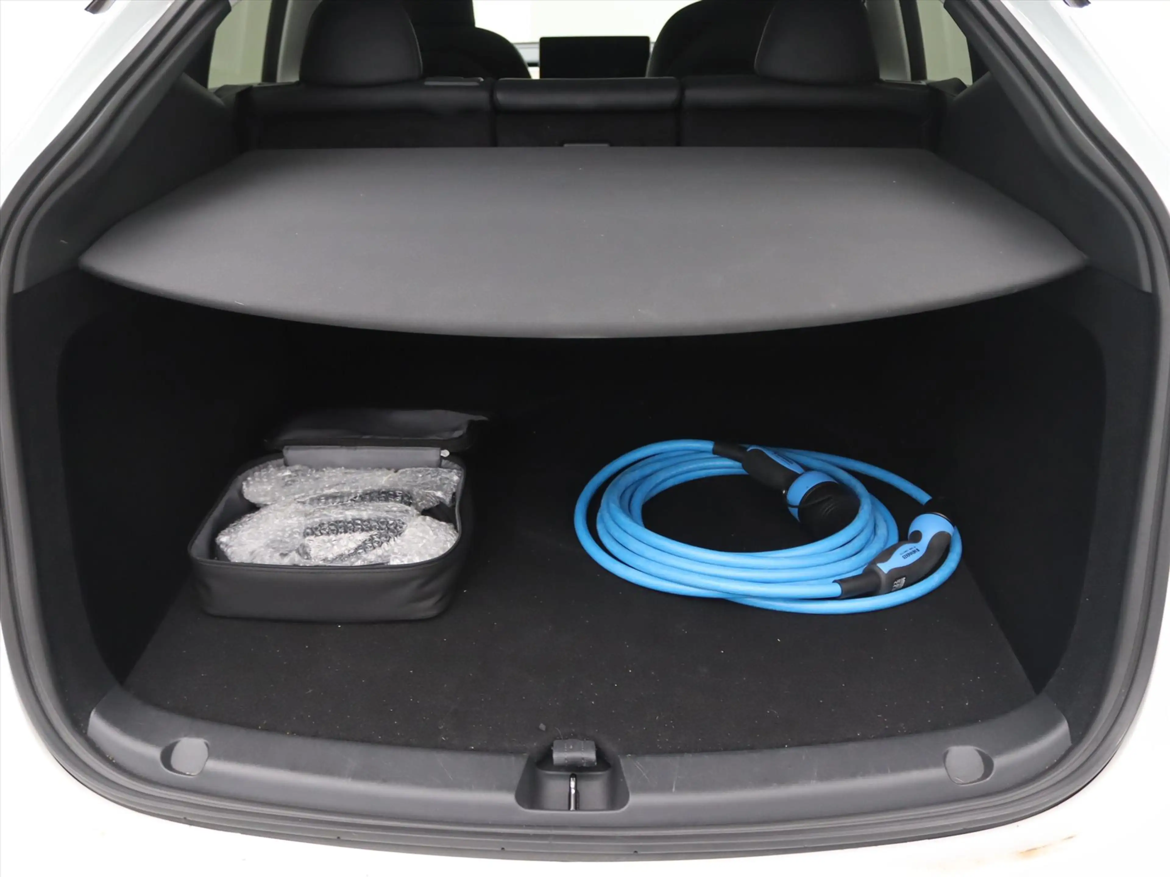 Tesla Model Y Long Range AWD 75kWh 351pk 93.8% SoH [ TREKHAAK+AM — photo 25