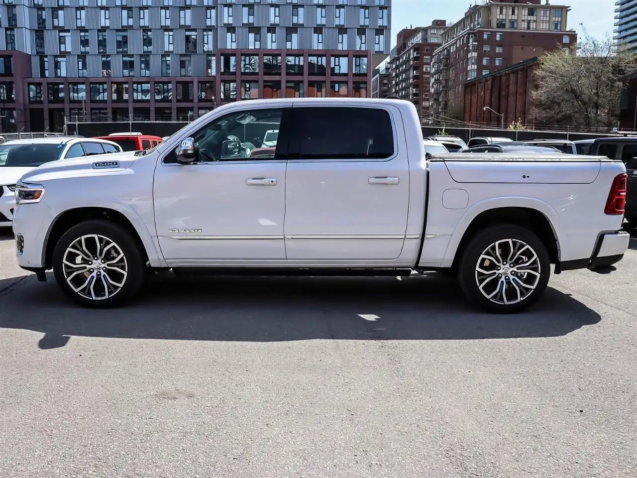 RAM 1500 снимка RAM 1500
