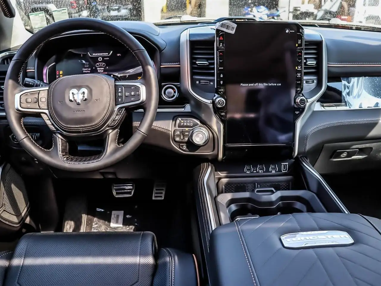 RAM 1500 снимка RAM 1500