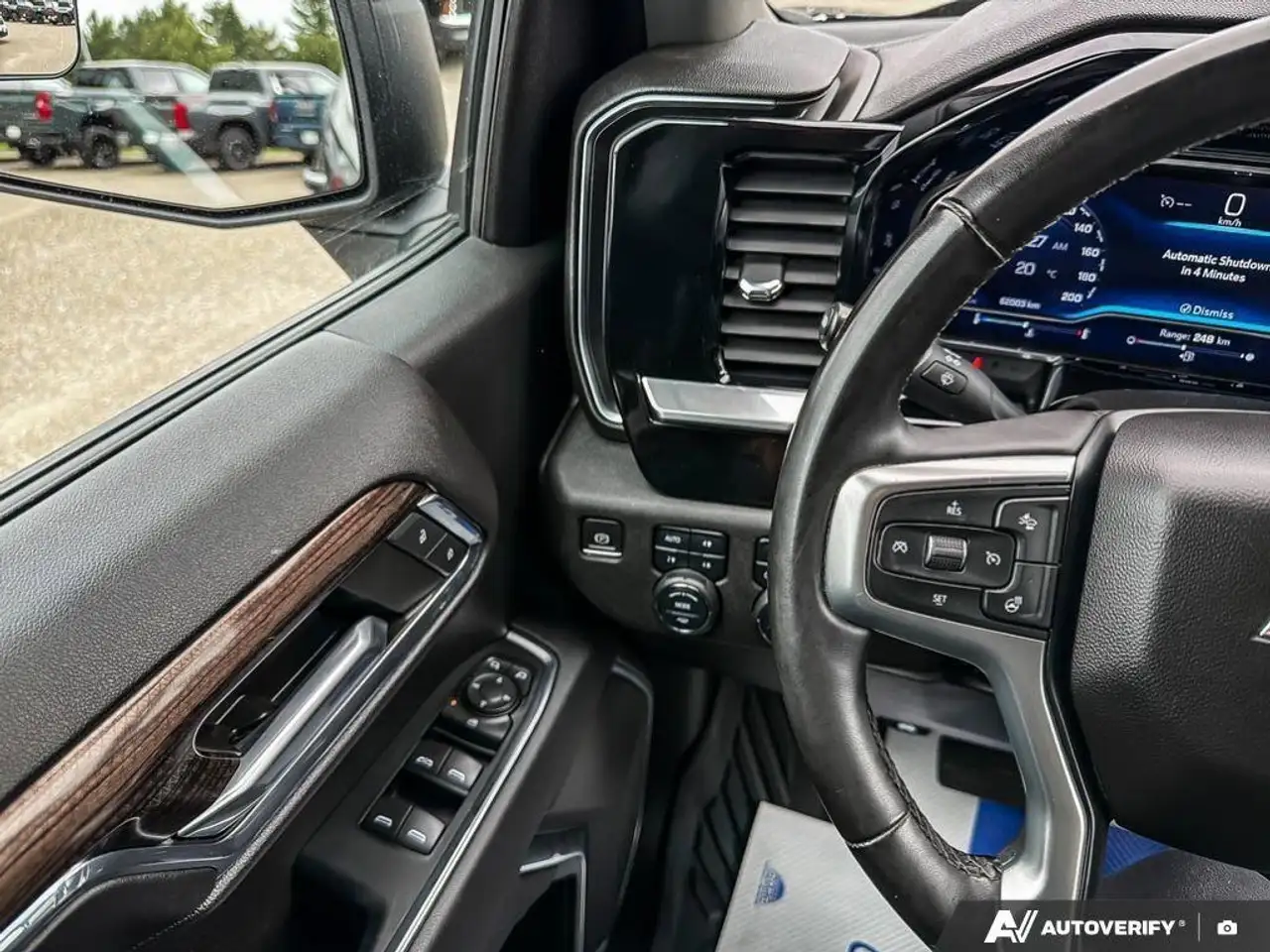 Chevrolet Silverado 1500 снимка Chevrolet Silverado 1500
