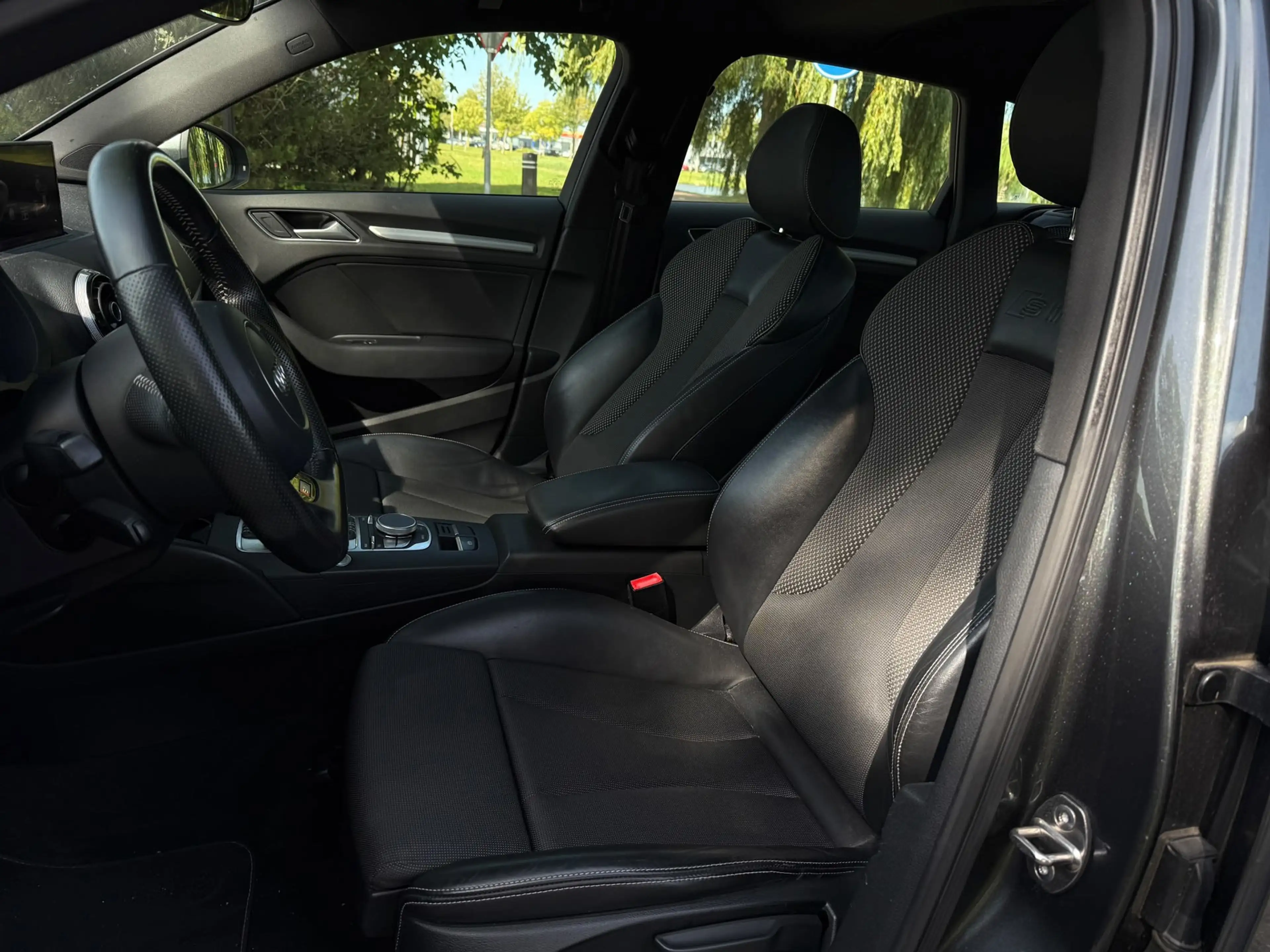 Audi A3 Sportback 1.4 e-tron PHEV Ambition Pro Line plus — photo 8