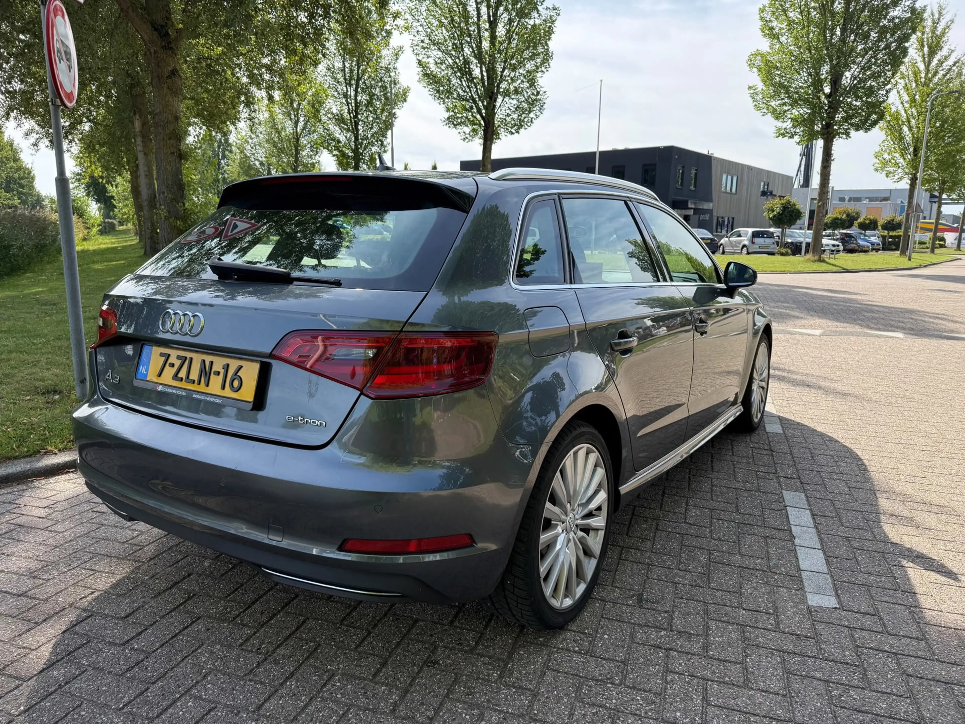 Audi A3 Sportback 1.4 e-tron PHEV Ambition Pro Line plus — photo 3