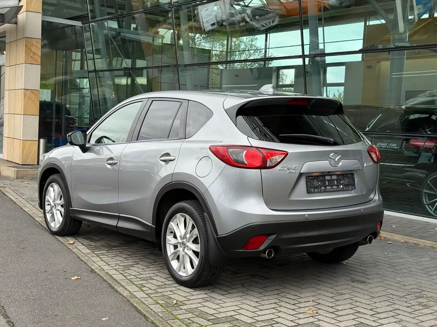 Mazda CX-5 Sports-Line 4x4 AWD Xenon Leder Navi Bose Silber - 2