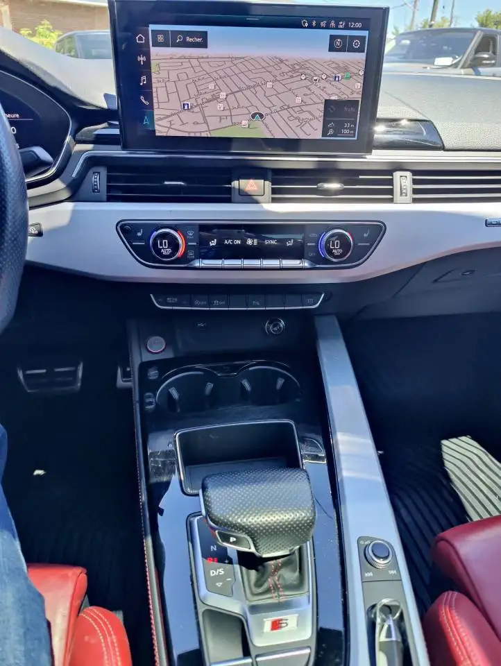 Audi S4 снимка Audi S4