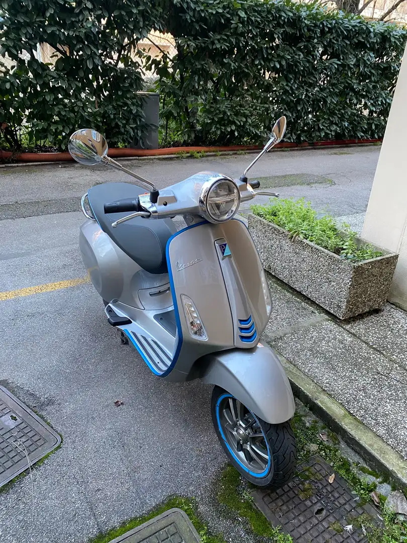 Vespa Elettrica 70 km/h - 1