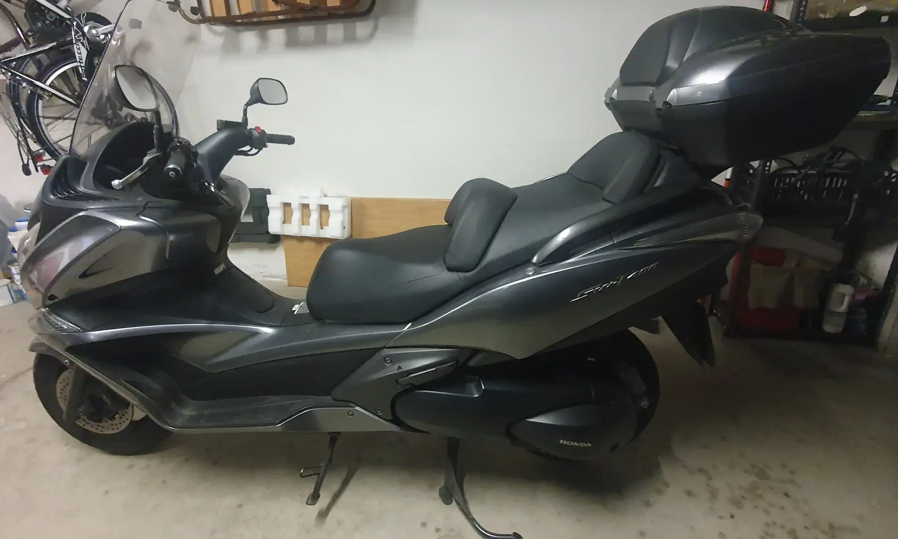 Honda SW-T 400 Argent - 1