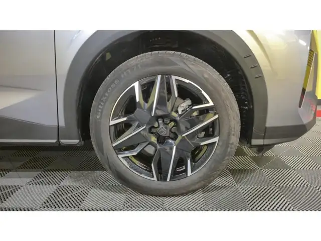 Peugeot 5008 view 12
