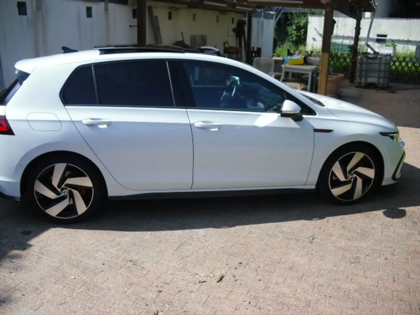 Volkswagen Golf GTI Golf 8 GTI, DCC, Pano, Totw, Vollaus., IQ.LIGHT Weiß - 2