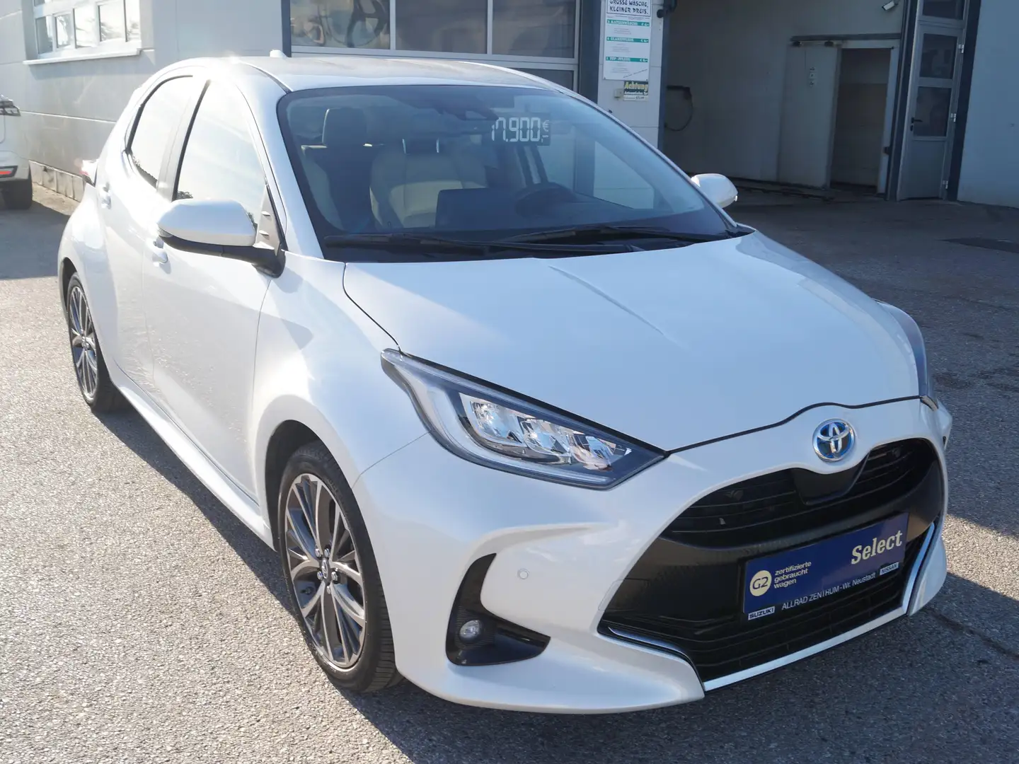 Toyota Yaris Hybrid Weiß - 2