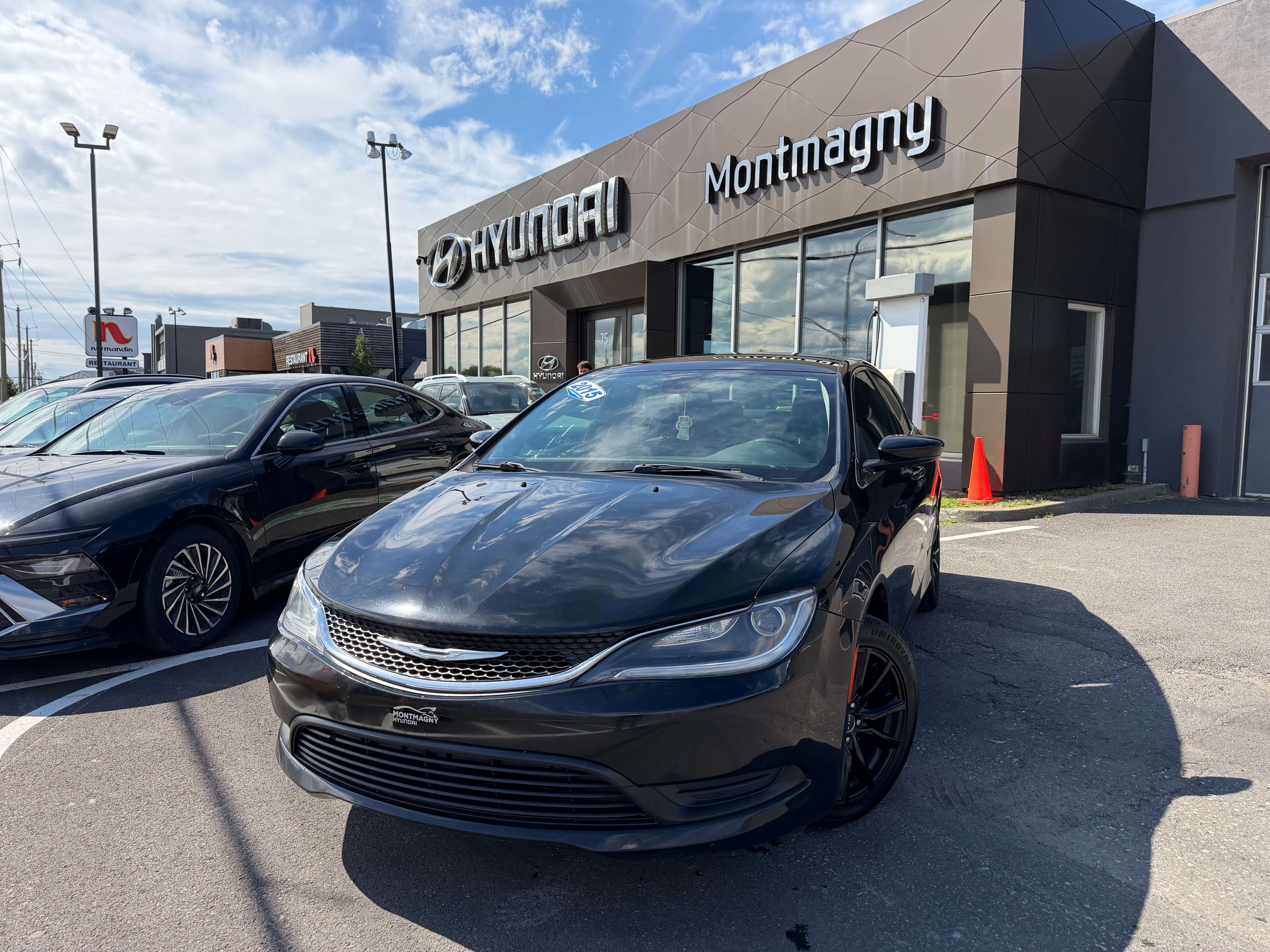 Black 2015 Chrysler 200 Sedan Front-Wheel Drive Automatic
