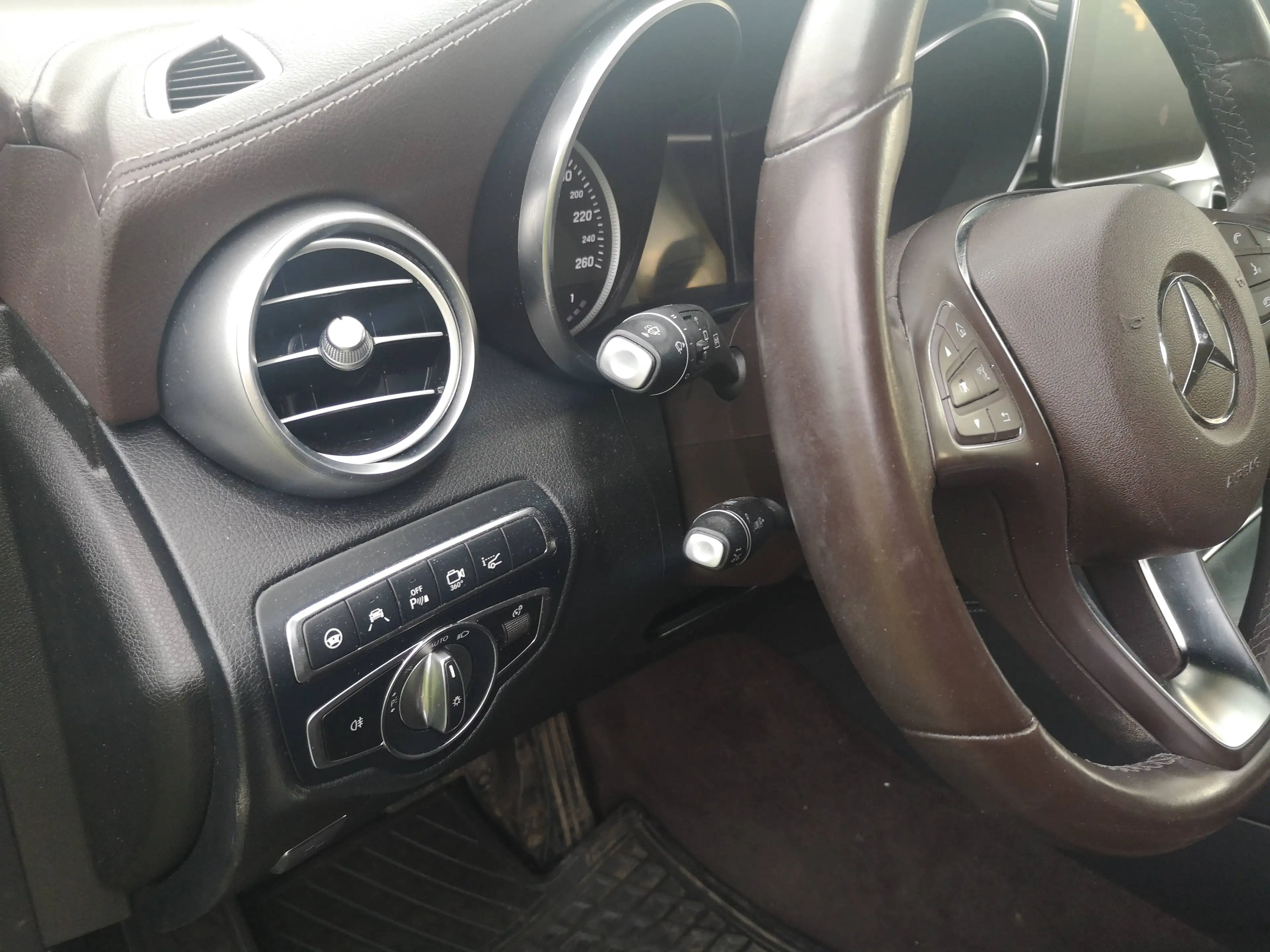 Mercedes-Benz GLC 350 GLC 350 d 4Matic - Standheizung, AHK, Navi, LED, Kamera, Sound, Sitzheizung, — photo 9