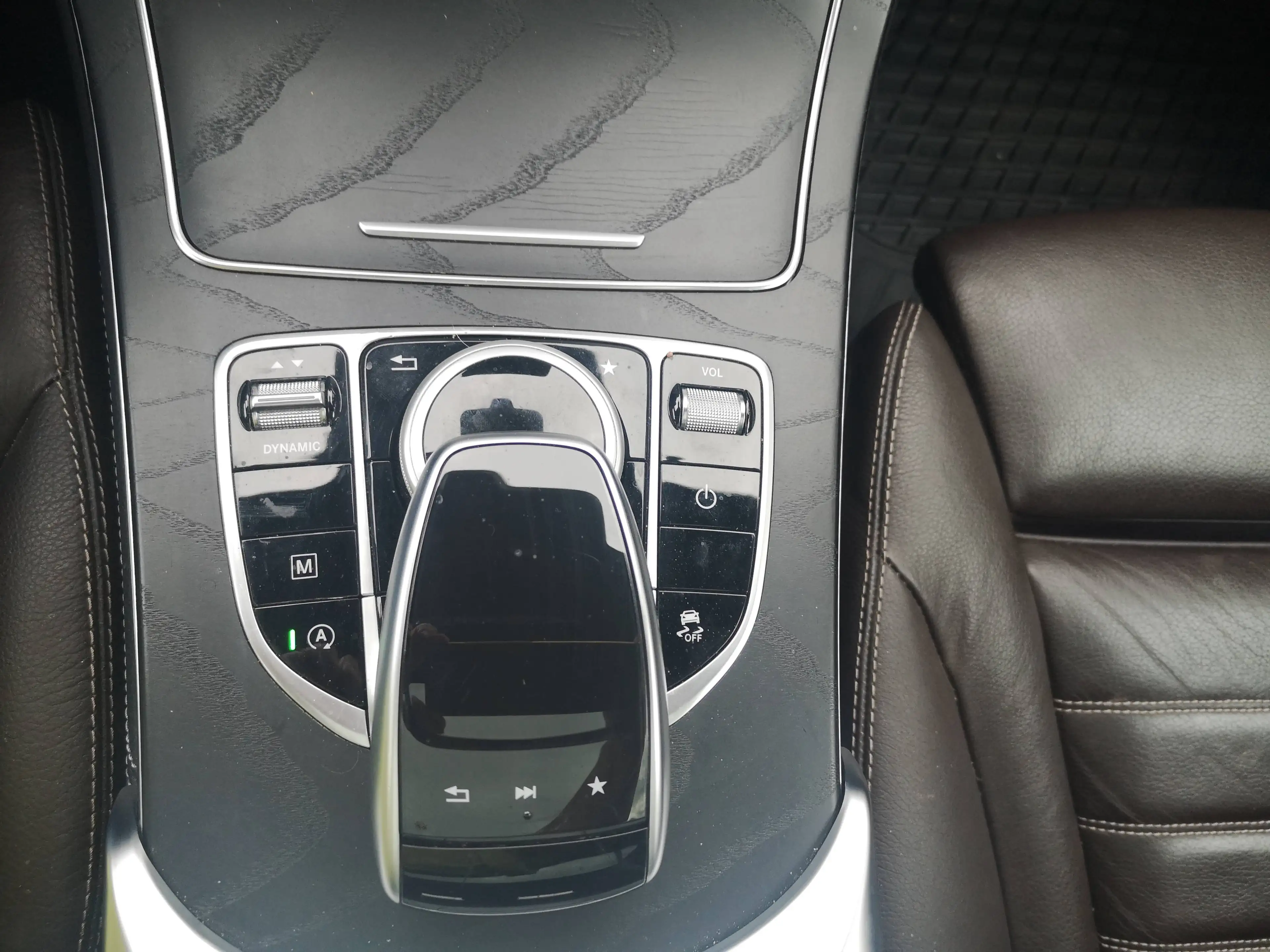 Mercedes-Benz GLC 350 GLC 350 d 4Matic - Standheizung, AHK, Navi, LED, Kamera, Sound, Sitzheizung, — photo 14