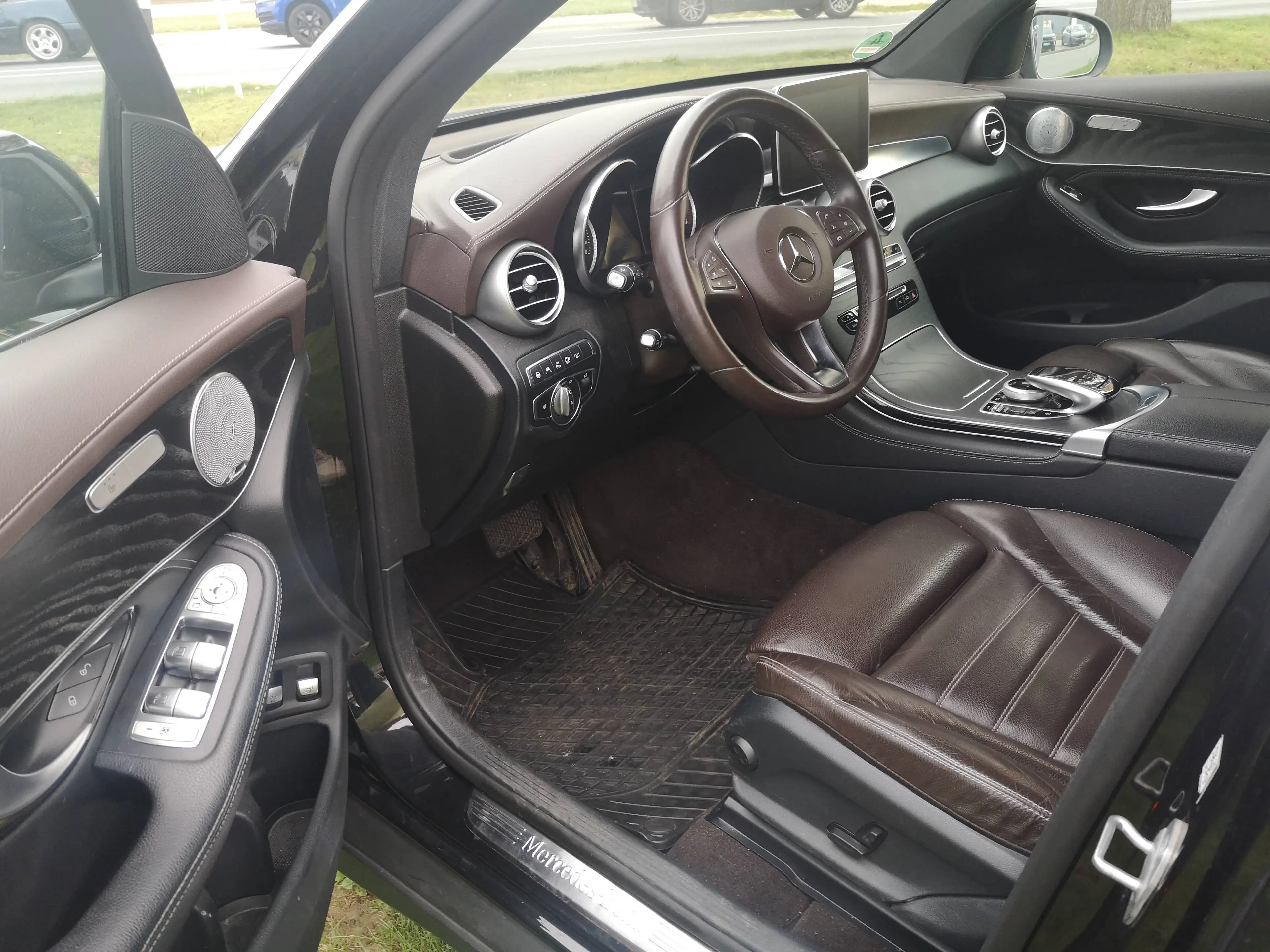 Mercedes-Benz GLC 350 GLC 350 d 4Matic - Standheizung, AHK, Navi, LED, Kamera, Sound, Sitzheizung, — photo 8