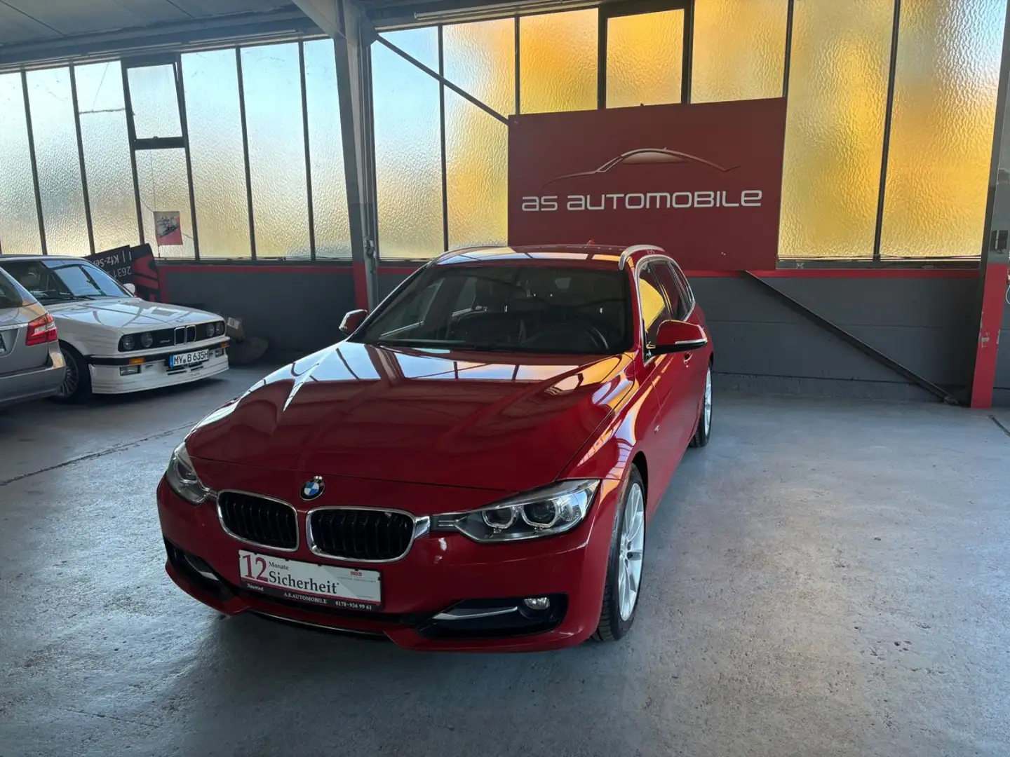BMW 320 3 Touring 320 d Rouge - 2