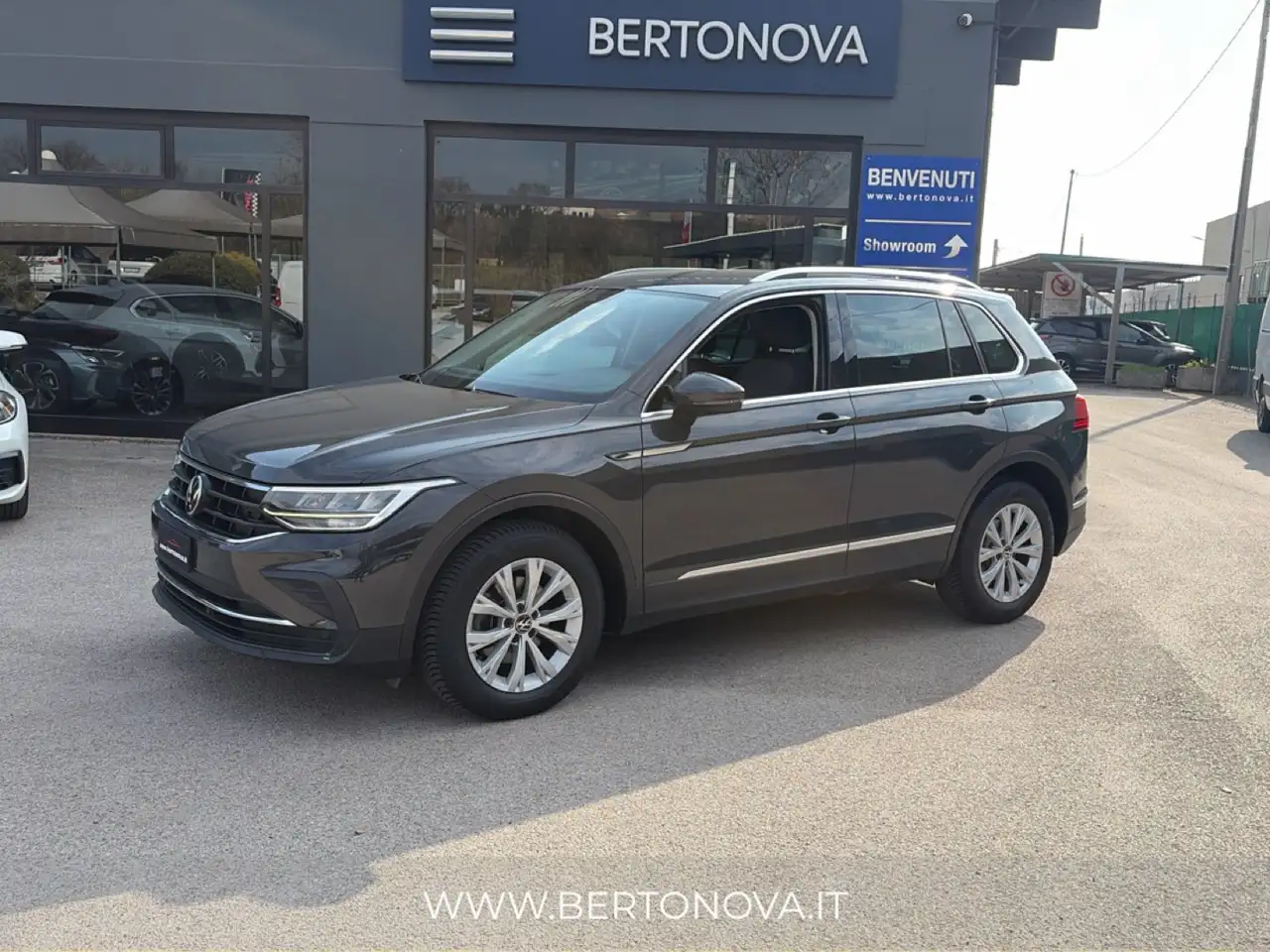 Volkswagen Tiguan 2.0 TDI SCR 110KW Life DSG 3
