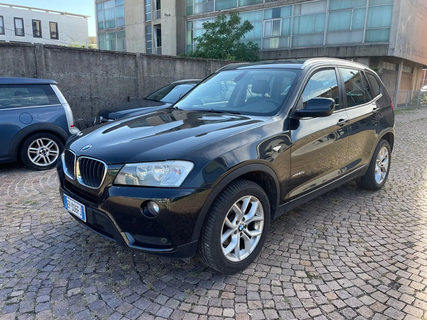 BMW X3 X3 F25 2010 xdrive20d Eletta AUTOMATIC Schwarz - 1
