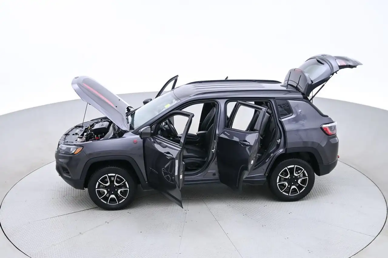Jeep Compass снимка Jeep Compass