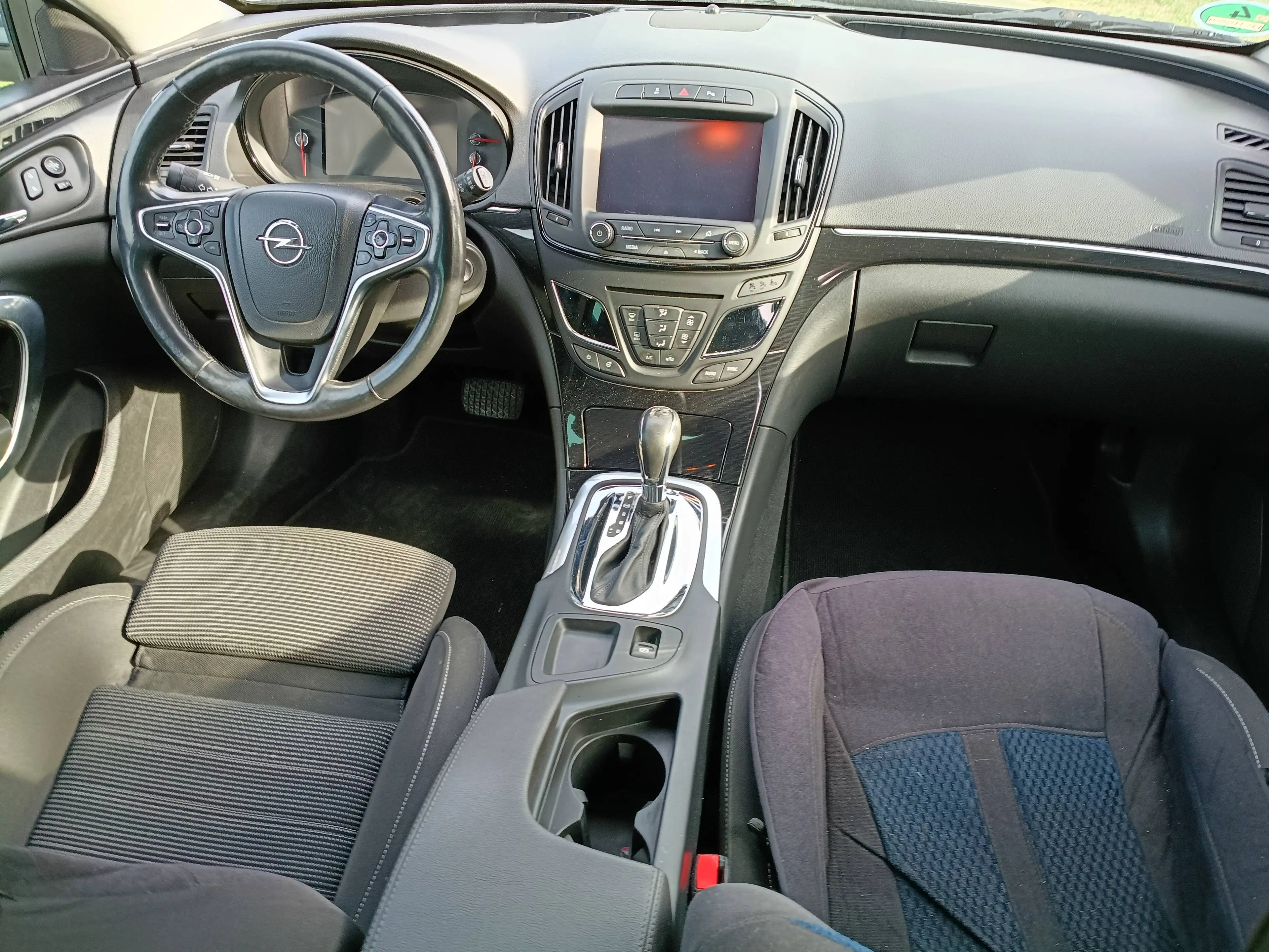 Opel Insignia Insignia Sports Tourer 1.6 SIDI Turbo Sports Tourer Aut. Edition — photo 8