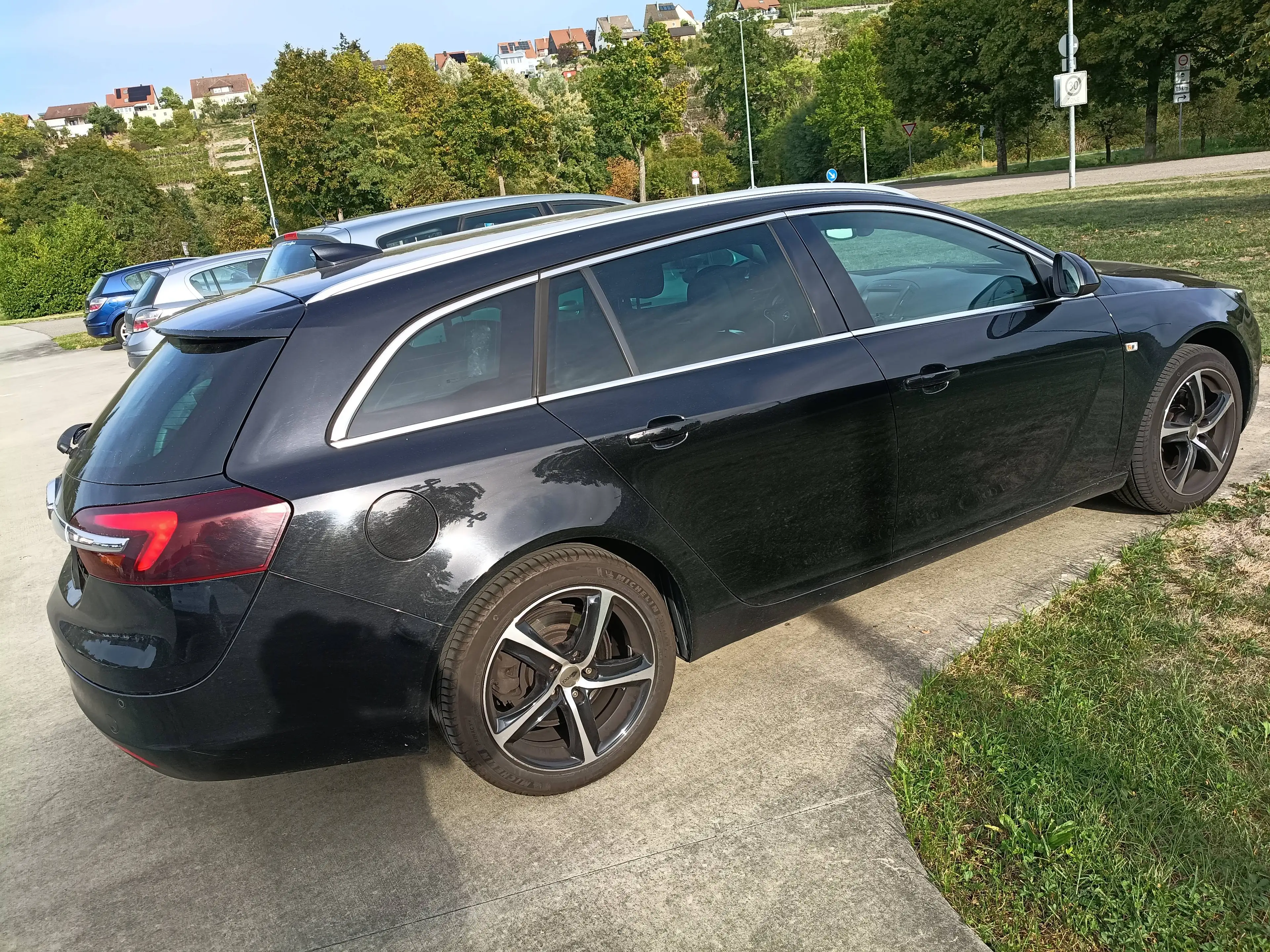 Opel Insignia Insignia Sports Tourer 1.6 SIDI Turbo Sports Tourer Aut. Edition — photo 2